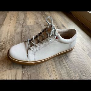 Ugg Brock Sneakers size 12